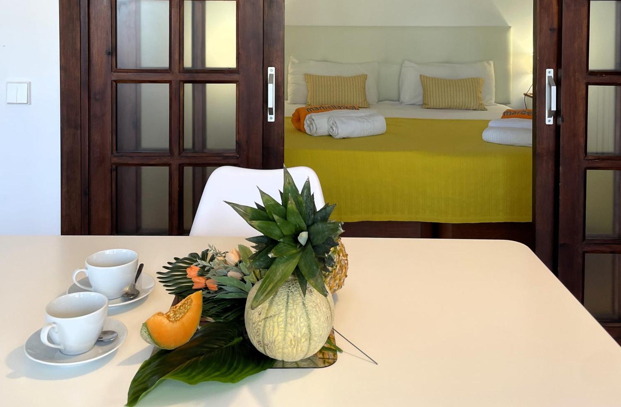 Mediterraneo 508. Fantastic Studio On The Beachfront With Sea Views. Marbella Exterior foto